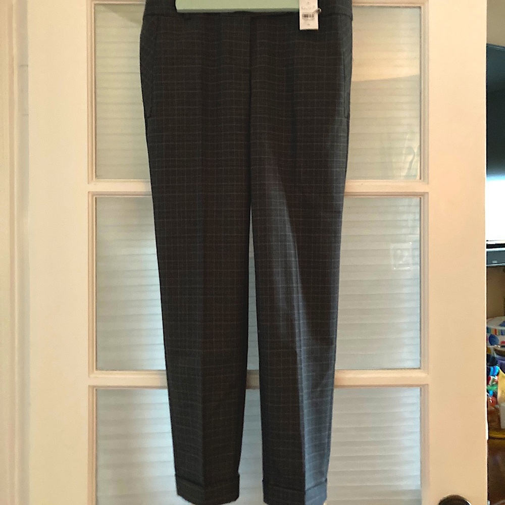 New Ann Taylor LOFT Marissa straight slacks. Sz 00